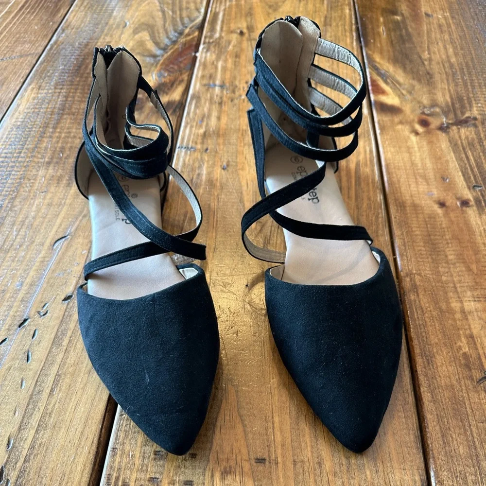 Black Flats - Picture 3 of 6